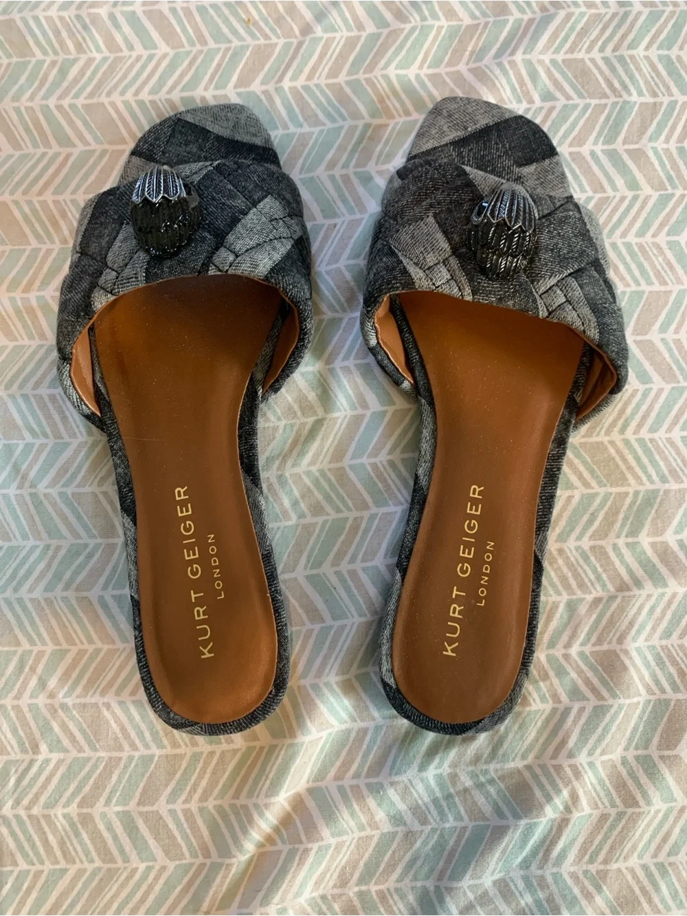 Kurt Geiger KENSING Quilted BLUE DENIM Open-Toe Slide Mules. 
size 9 - Picture 6 of 8